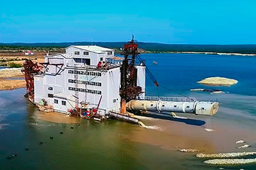 Система позиционирования RealTrac на горнодобывающем корабле.